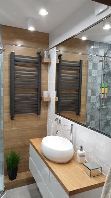 Łazienka, umywalka, lustro, grzejnik